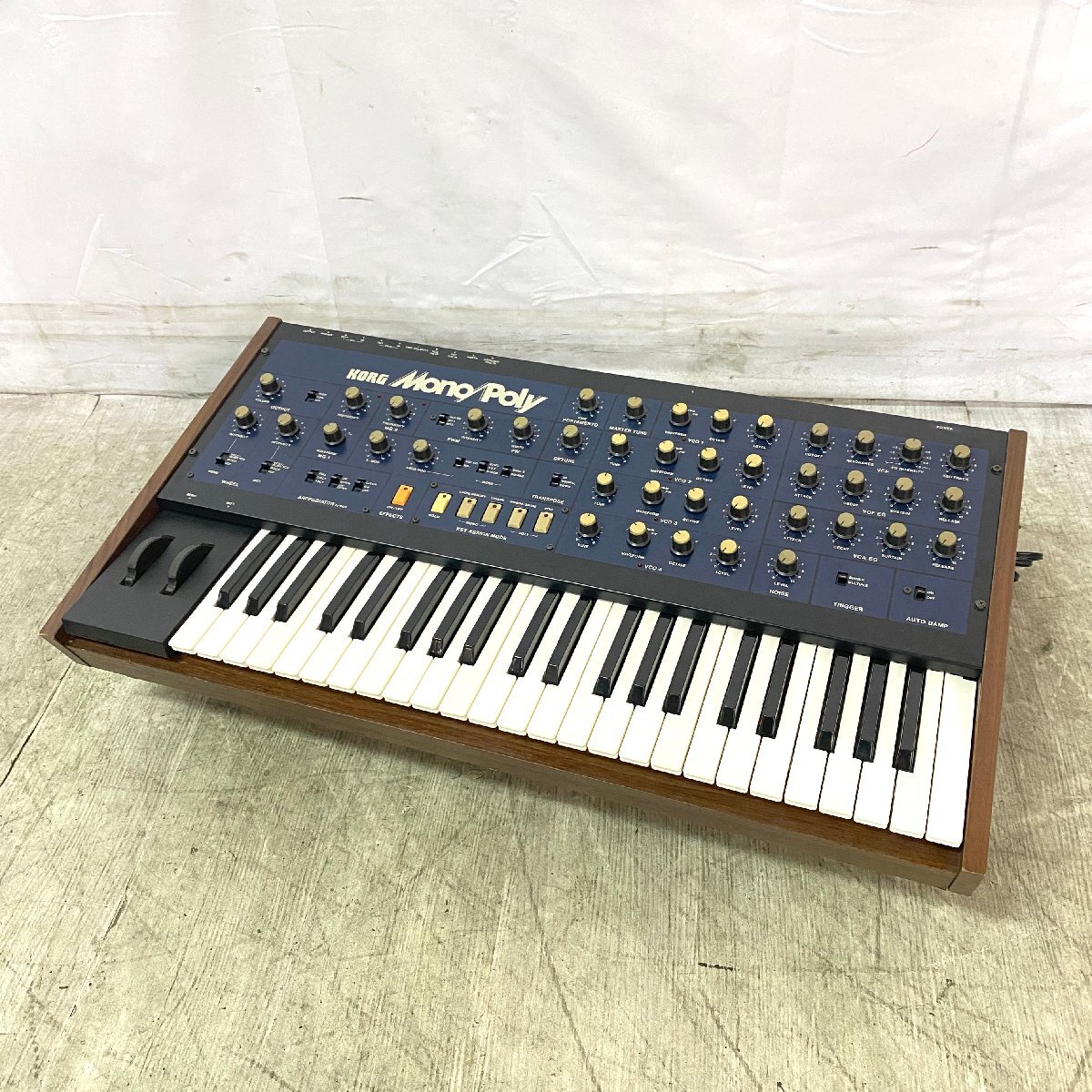 KORG iMono/Poly - 4VCO SYNTHESIZER | KORG (Japan)