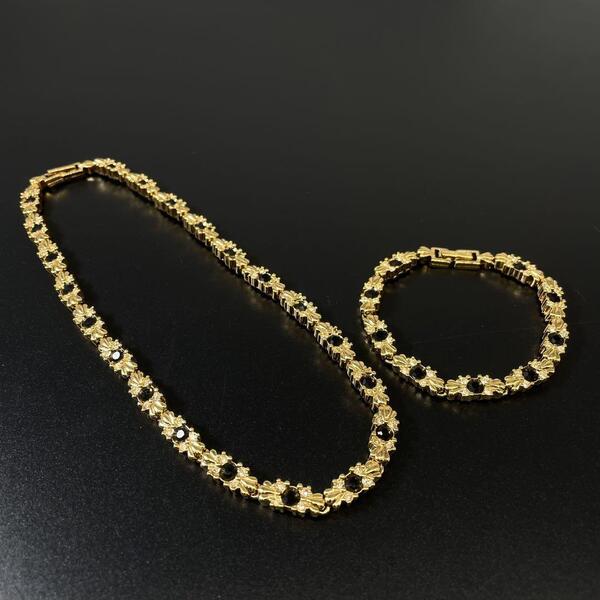 美品 Nina Ricci ニナリッチ ネックレス ブレスレット チェーン ブラックストーン ゴールド