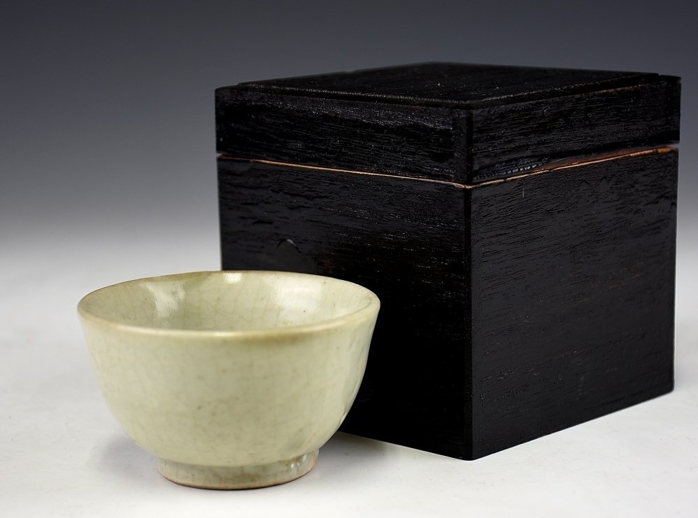 韓国 李朝 堅手ぐい呑み 併せ箱付き - ANTIQUE belle WEB SHOP