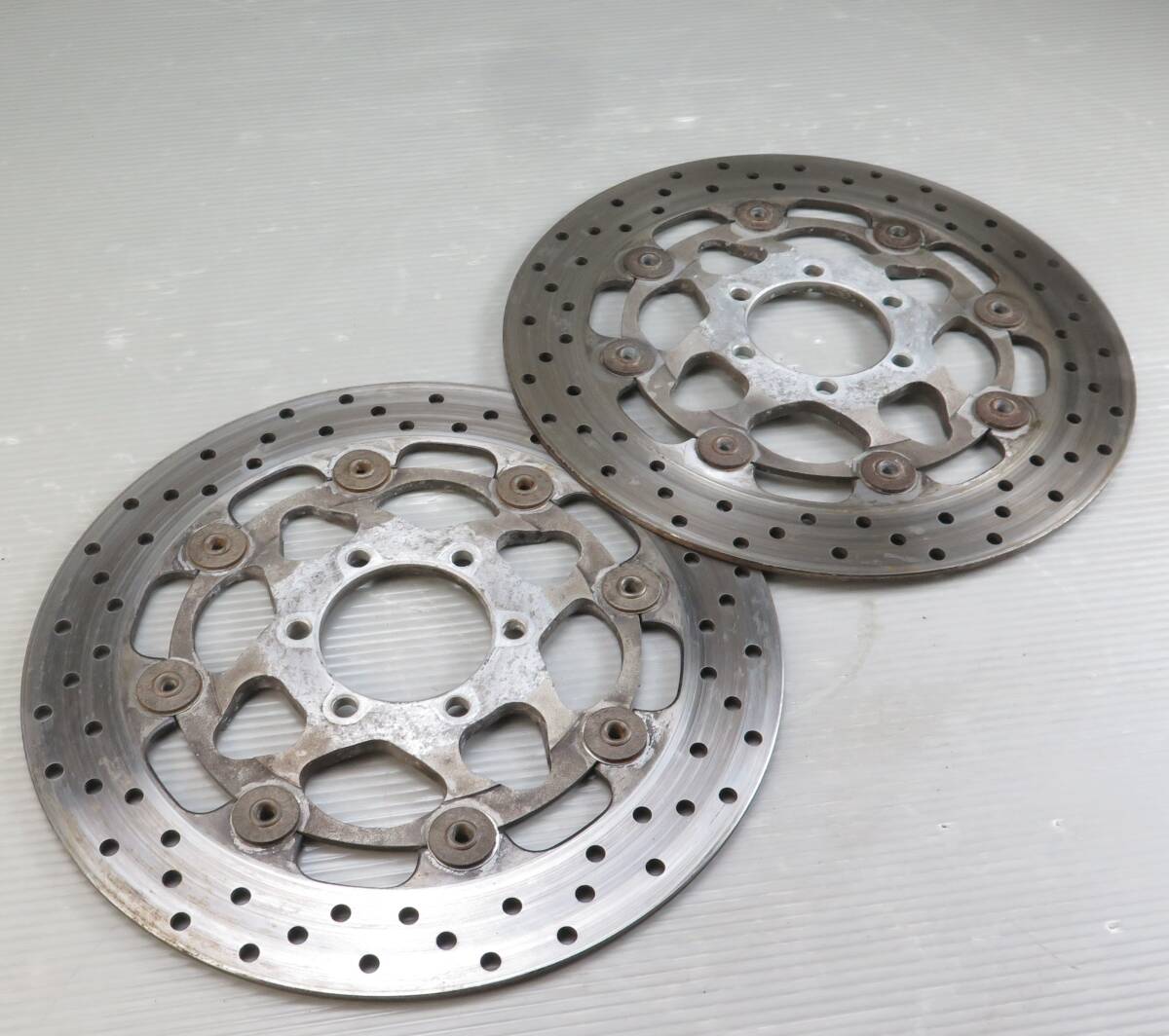 TZR250 ヤマハ純正 320ミリローター FZR250 FZR750 2025年最新】Yahoo!オークション -fzr250(ディスクローター)の