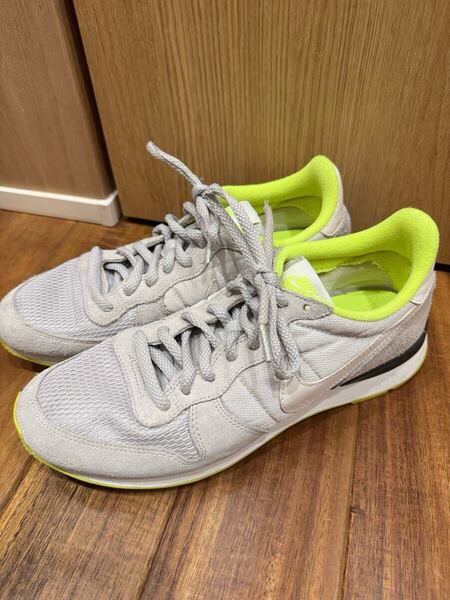 WMNS INTERNATIONALIST 27.0cm /NIKE インターナショナリスト ナイキ 古着 中古 グレー 灰色 蛍光 イエロー レディース スニーカー xx8759