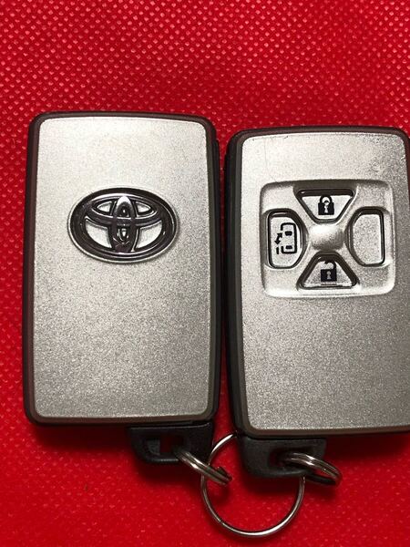 送料込 TOYOTA トヨタ純正 ノア ヴォクシー アルファード ヴェルファイア 271451-6230 3ボタン スマートキー キーレス リモコン (649)