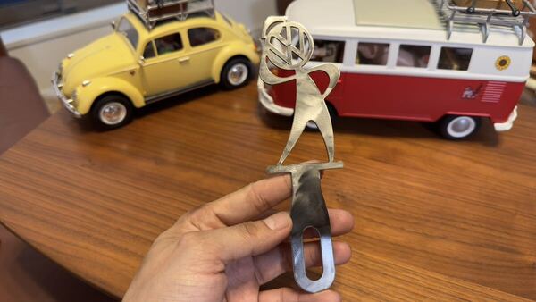 空冷vwフォルクスワーゲンMrバブルヘッド ナンバー ライセンス プレート トッパー2ビートルタイプ2バスタイプ3カルマンギア フレーム新品