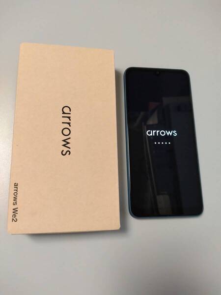 ■新品 送料込み Arrows We2 DoCoMo版 F-52E ネイビー