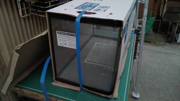 送料無料★ 未使用品 ニッソー 60cm水槽 NEWスティングレー NS-106 ガラスフタ無し 60㎝水槽