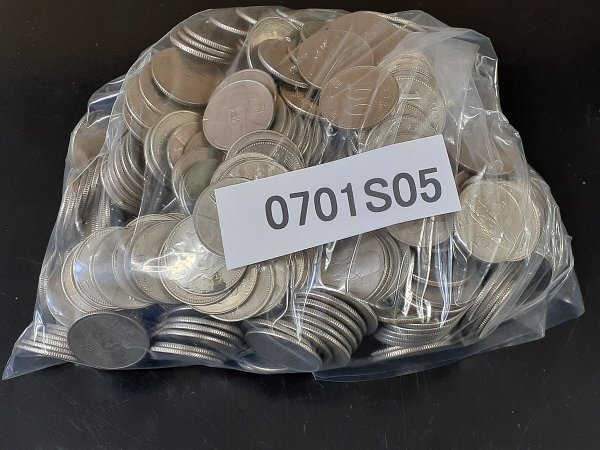 Yahoo!オークション -「100won」(貨幣) の落札相場・落札価格