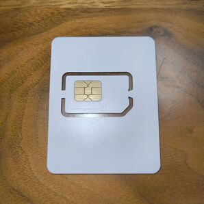 【新品】9esim v0 相当品 eSIM非対応でもeSIMを使える 物理SIMカードにeSIMをインストール 5ber esim.me estkme