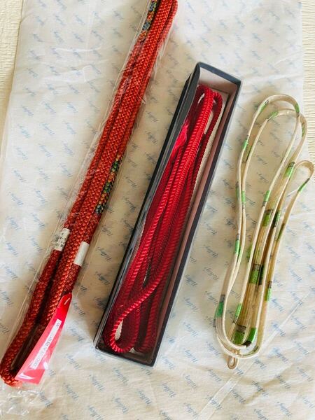 新品 値札付き 正絹 絹100% 留袖用 色留袖用 帯揚げ 帯締め 末広 3点セット 白地に金糸 文箱文様 花文様 高級手組 訪問着や附下にもOK