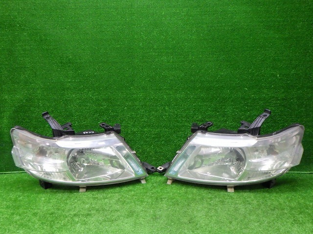 日産 セレナ ハイウェイスター C25 CC25 後期 ヘッドライト 左右 Yahoo!オークション -「セレナ c25 後期 ハイウェイスター