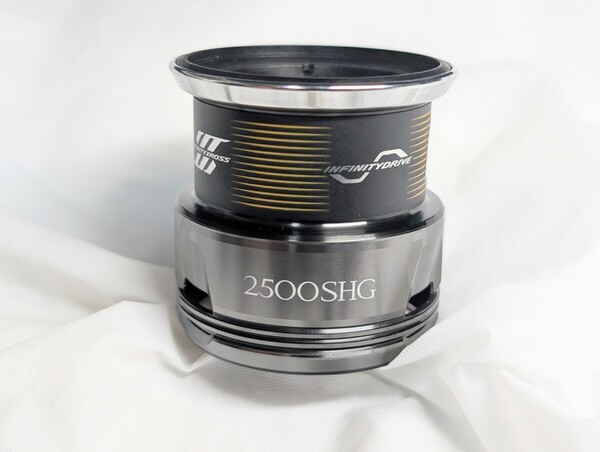 新品 シマノ 管214GY 24ツインパワー 2500SHG スプール 保管傷有り