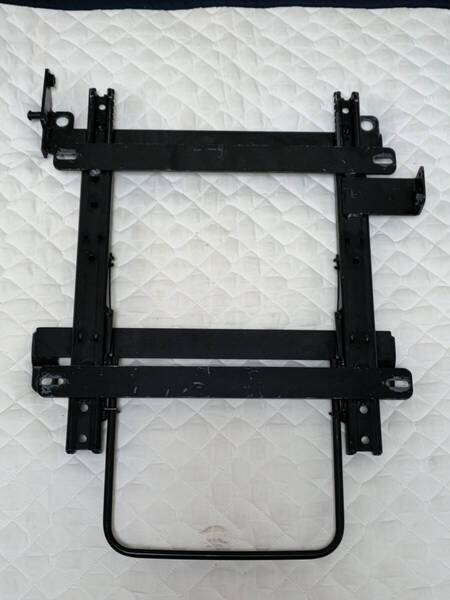 送料込み!中古 BMW E89 Z4 レカロ RECARO 右側用 シートレール カワイ製作所 IM070R IS05タイプ SR-6 SR-7 SR-11