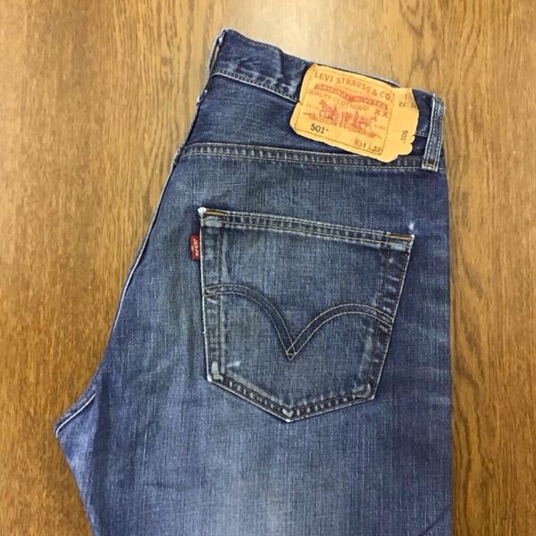 【GF084】Levi's 501 W31 L32 定番ストレート 色落ち加工 ジーンズ ジーパン デニムパンツ メンズブランド古着 リーバイス501 送料無料
