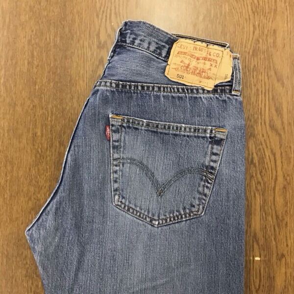 【GF089】Levi's 501 W32 L34 定番ストレート ジーンズ ジーパン デニムパンツ メンズブランド古着 リーバイス501 送料無料