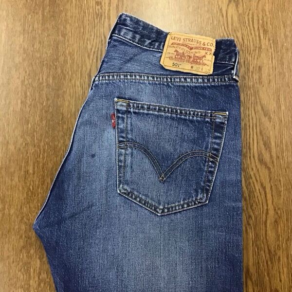 【GF094】Levi's 501 W32 L32 定番ストレート 色落ち加工 ジーンズ ジーパン デニムパンツ メンズブランド古着 リーバイス501 送料無料