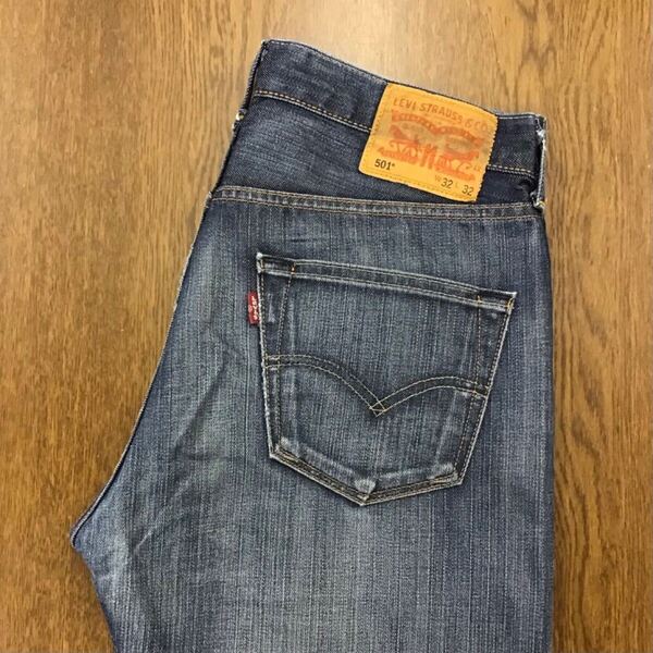 【GF103】Levi's 501 W32 L32 定番ストレート ジーンズ ジーパン デニムパンツ メンズブランド古着 リーバイス501 送料無料