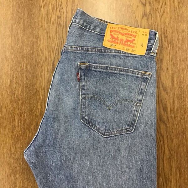 【GF107】Levi's 501 W33 L30 定番ストレート 色落ち加工 ジーンズ デニムパンツ ストレッチ生地 ブランド古着 リーバイス501 送料無料