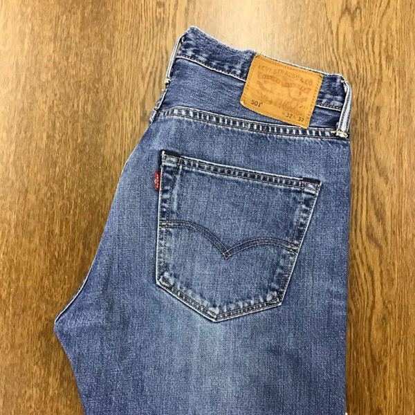 【GF111】Levi's 501 W32 L32 定番ストレート 色落ち加工 ジーンズ ジーパン デニムパンツ メンズブランド古着 リーバイス501 送料無料