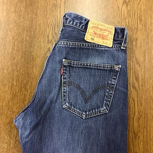 【GF119】Levi's 501 W33 L32 定番ストレート ジーンズ ジーパン デニムパンツ メンズブランド古着 リーバイス501 送料無料