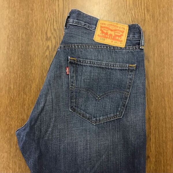 【GF136】Levi's 559 W34 L30 色落ち加工 ジーンズ ジーパン デニムパンツ メンズブランド古着 リーバイス559 送料無料