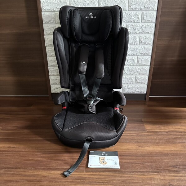 エールべべ ジュニアシート パパット グランス ISOFIX カーボンブラック