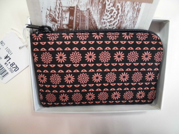 新品 INDEN-YA 小銭入れ No.1001 印傳屋上原勇七 黒地ピンク漆 159チロリアンテープ 店舗保管品 甲州印伝 コインケース
