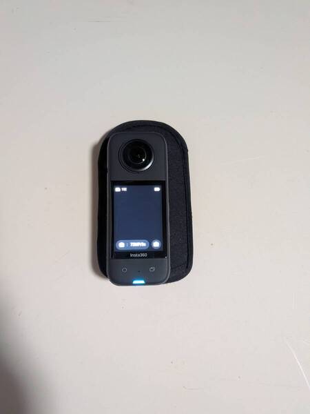 Insta360x3