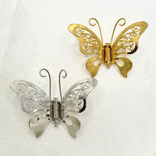 Daisy デイジー 蝶 バタフライ モチーフ メタル ブローチ 2点セット ゴールド シルバー カラー ヴィンテージ vintage アクセサリー 装飾品