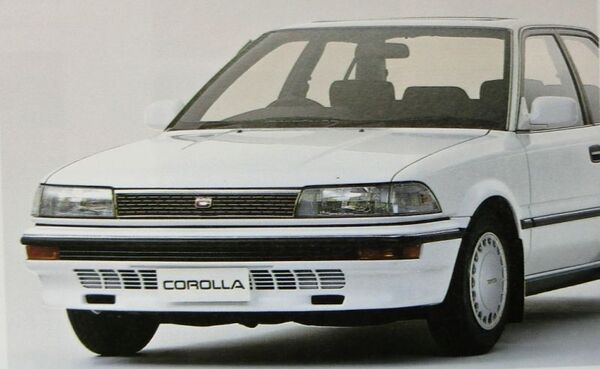 ★旧車 送料無料♪即決! ■トヨタ カローラ(6代目前期 E9#型)カタログ ◆昭和63年 全37ページ 美品♪ ◆激レア 当時物♪ TOYOTA COROLLA