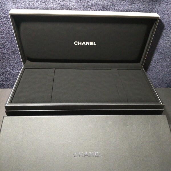 CHANEL 純正 シャネル 箱 ウォッチ ケース ボックス 長い 白 内箱 黒 外箱 空箱 BOX 正規 ボックス 保護 保存 収納 付属品 022 送料込み