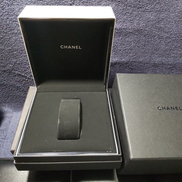 CHANEL 純正 シャネル 時計 箱 ウォッチ ケース ボックス 白 内箱 黒 外箱 化粧箱 空箱 BOX 正規 ボックス 保護 収納 付属品 024 送料込み