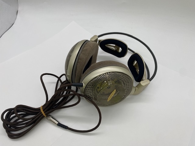 Audio-Technica ATH-AD10 有線ヘッドホン Yahoo!オークション -「ath ad10」の落札相場・落札価格