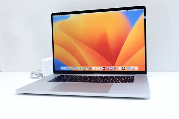 充放電34回★Apple MacBook Pro 16インチ 2019 A2141★九世代 i9 9980HK 2.4G RAM:64GB SSD:1TB Radeon pro 5500m 8GB タッチバー 16015F