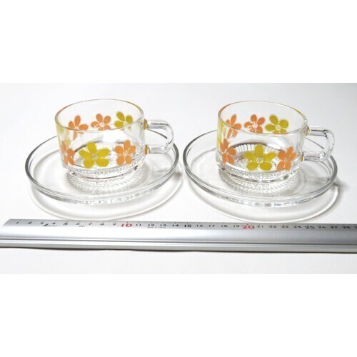 【送料無料】昭和レトロ 花柄 ティーカップ&ソーサー 2客 セット カップアンドソーサー グラス ガラス オレンジ 黄 レトロポップ【即決】
