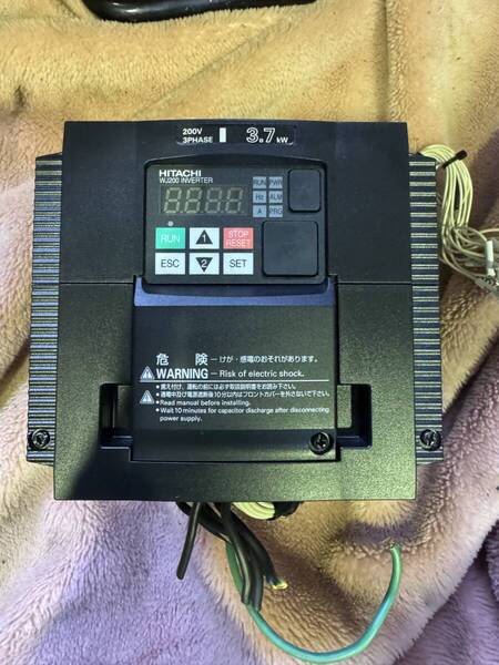 HITACHI 日立 インバーター INVERTER WJ200-037LF 3.7kW