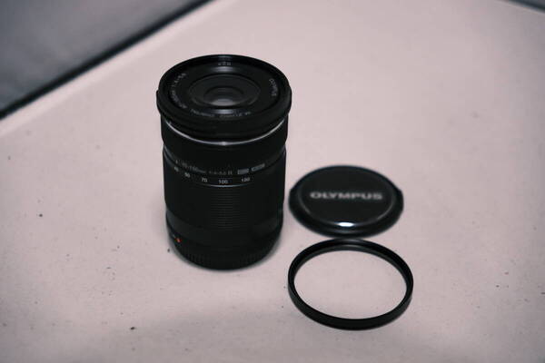 極美品 OLYMPUS M.ZUIKO DIGITAL ED 40-150mm F4-5.6 R ブラック