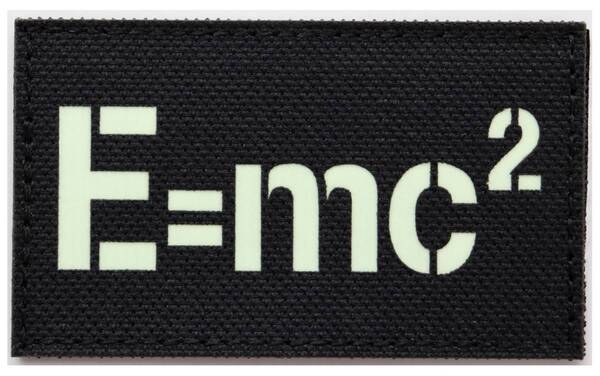 ワッペン E=mc2(アインシュタインの公式) 蓄光・発光素材 マジックテープ(ベルクロ)着脱式 ミリタリー サバゲー 刺繍パッチ