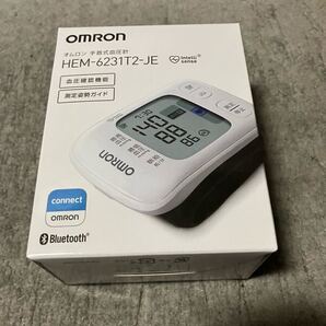 送料無料新品未開封正規品 オムロン 手首式血圧計 HEM-6230 シリーズ HEM-6231T2-JE HEM-6231T2-JE