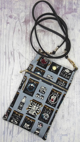 □スマホショルダー□ねこ柄 前掛け風 グレー□ハンドメイド お散歩 ポーチ ポシェット YKKファスナー14㎝