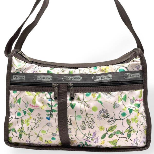 美品 LeSportsac ショルダーバッグ ナイロン 薄ピンク 斜めがけ