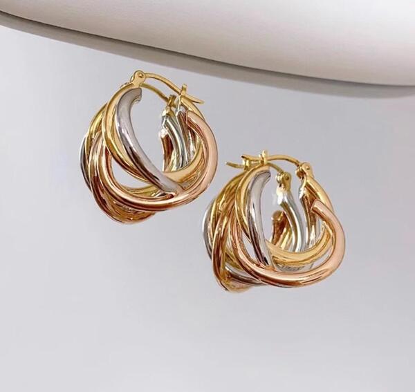 K18YG WG PG 3色 ピアス フープピアス リングピアス ツイスト トリニティ 3色 中空 中空ピアス 3連 18K YG