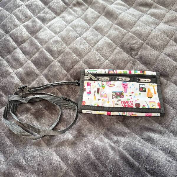 ◆当日発送◆【極美品】 lesportsac レスポートサック マルチケース 財布 ポーチ ショルダー付き ナイロン お買い物 ショッピング
