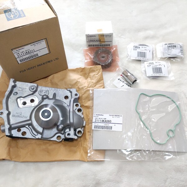 R1 R2用 スバル純正 ウォーターポンプ ガスケット アイドラー 専用トルクスプラスソケット 各オイルシール セット 21111KA311