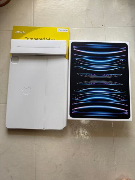 iPad 12.9インチ 128GB キーボード、ペンシル付き cellular 美品