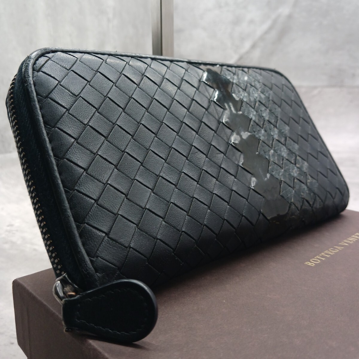 新タグ希少美中古■BOTTEGA VENETA イントレチャート レザー ラウンドファスナー 長財布 ボッテガヴェネタ■1031bu09467 新タグ希少美中古■BOTTEGA VENETA イントレチャート レザー ラウンドファスナー 長財布 ボッテガヴェネタ■1031bu09467