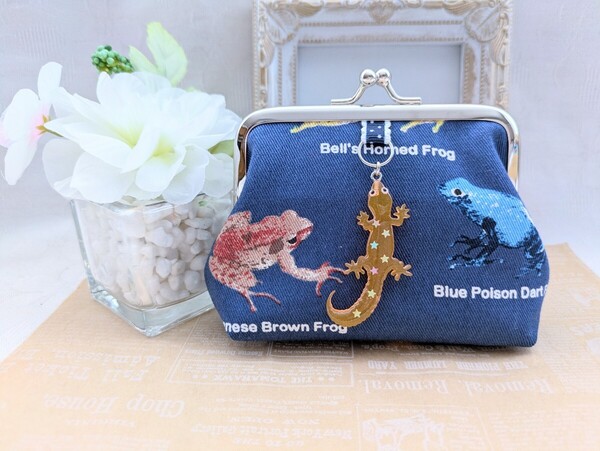 リアル カエル図鑑ストラップ付き ネイビー ぷっくりがま口ポーチ 角10cm 小銭入れ小物入れ ハンドメイド プレゼント 匿名配送