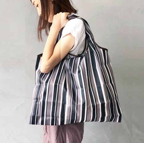 ■新品■エコバッグ【モノトーン ストライプ】大容量 コンパクト 簡単 かわいい 便利 ショッピングバッグ