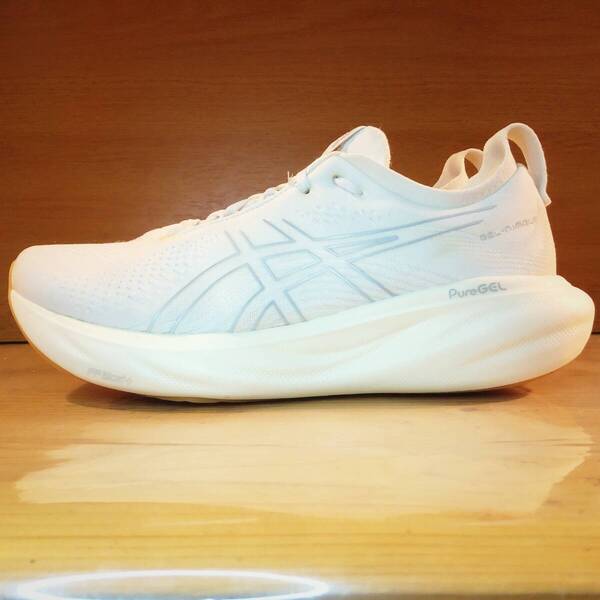 【美品/完売モデル】 Asics/ Gel-Nimbus 25/ 27.5cm/ ホワイト/ アシックス ゲル ニンバス 26 27 Novablast 4 と同じミッドソール素材
