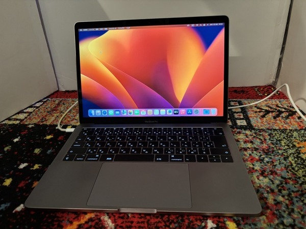 MacBook Pro 2017 マックブックプロ R32