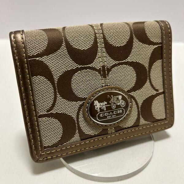 ☆美品☆ ◆COACH コーチ コンパクト 折り財布 シグネチャー&ゴールド◆ キャンバス×レザー 小銭入れ有 ロゴ金具【送料無料】0619