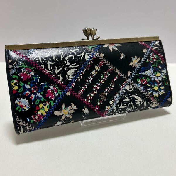 ◆ANNA SUI アナスイ がま口 長財布 312601 黒×フラワープリント◆ レザー 小銭入れ有 ロゴ金具 正規品保証 【送料無料】0619